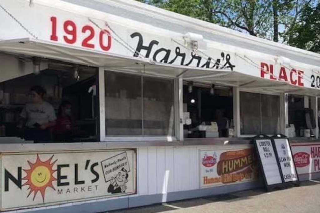 harrys-place-colchester-ct