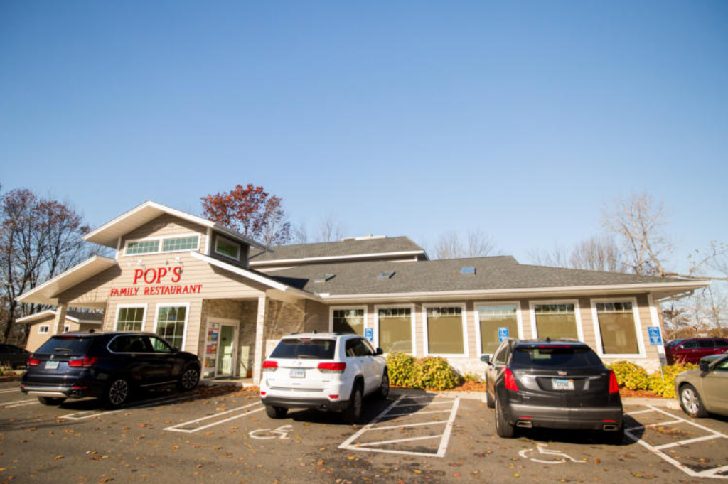 pops-family-restaurant-milford-ct