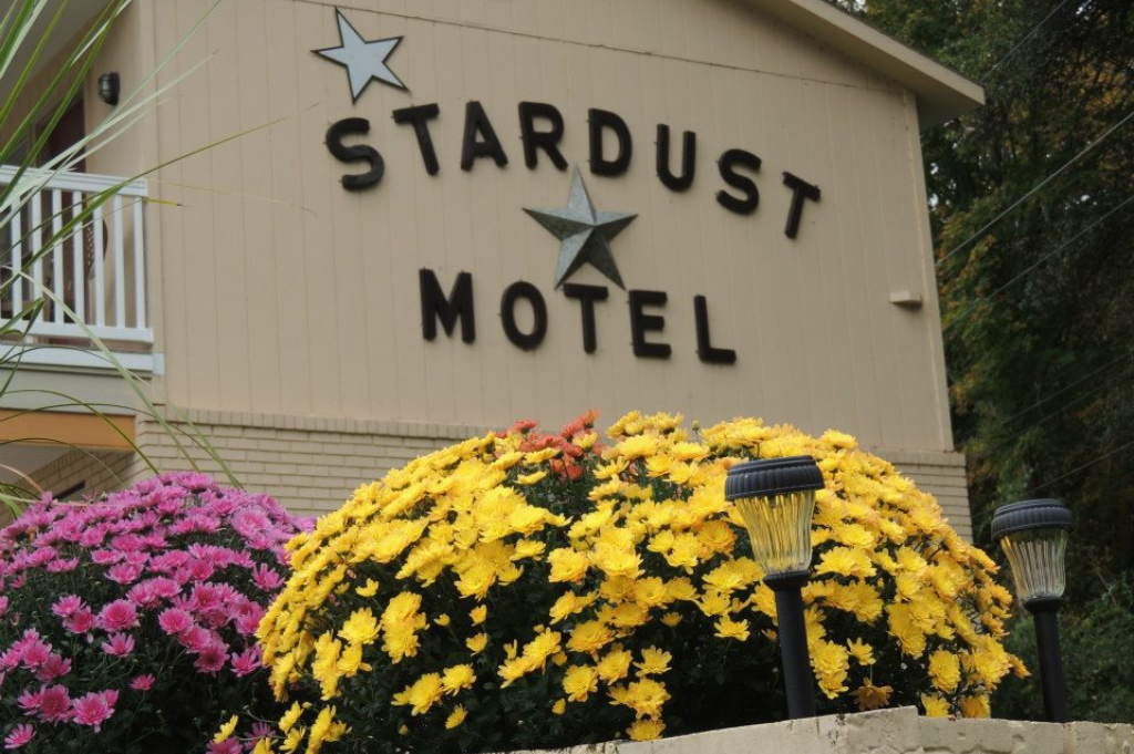 Stardust Motel – North Stonington, CT